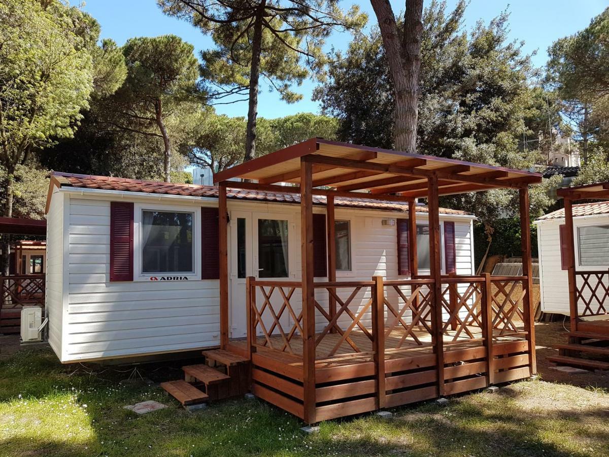 Victoria Mobilehome In Camping Mare E Pineta Lido di Spina Exterior foto